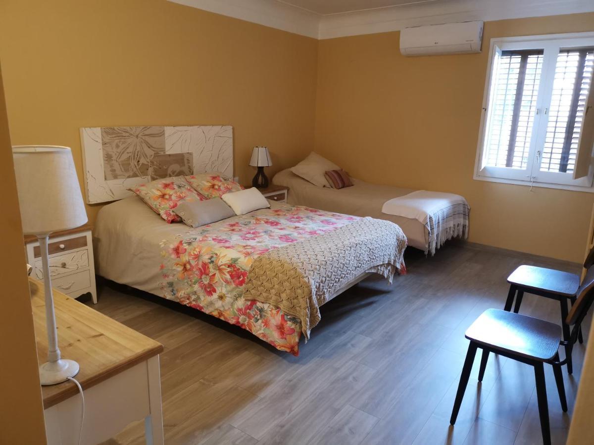 Bed and Breakfast Cal Duran Esparraguera Экстерьер фото